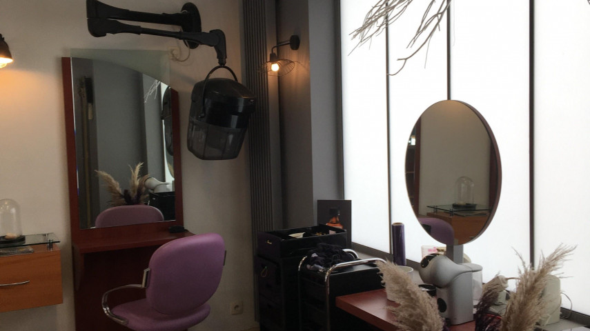 Salon de coiffure mixte à reprendre - Sect. Caen (14)